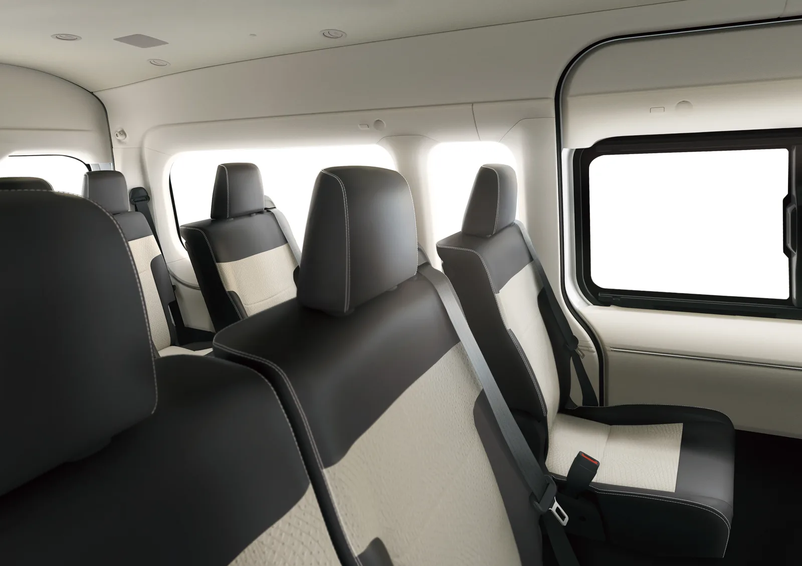 Toyota Hiace photo 4