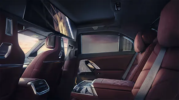 BMW 7 Series photo 2